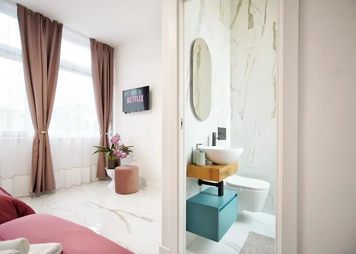 Lux Center, 2camere, 2bagni, Train Station Smn